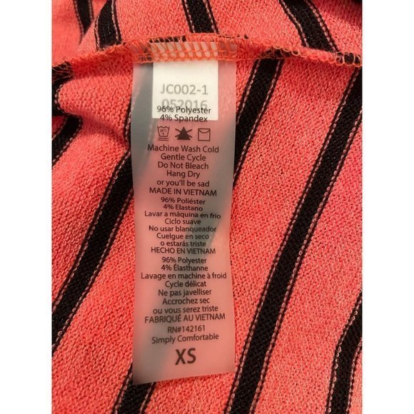 LuLaRoe Joy Vest‎ - Picture 5 of 5